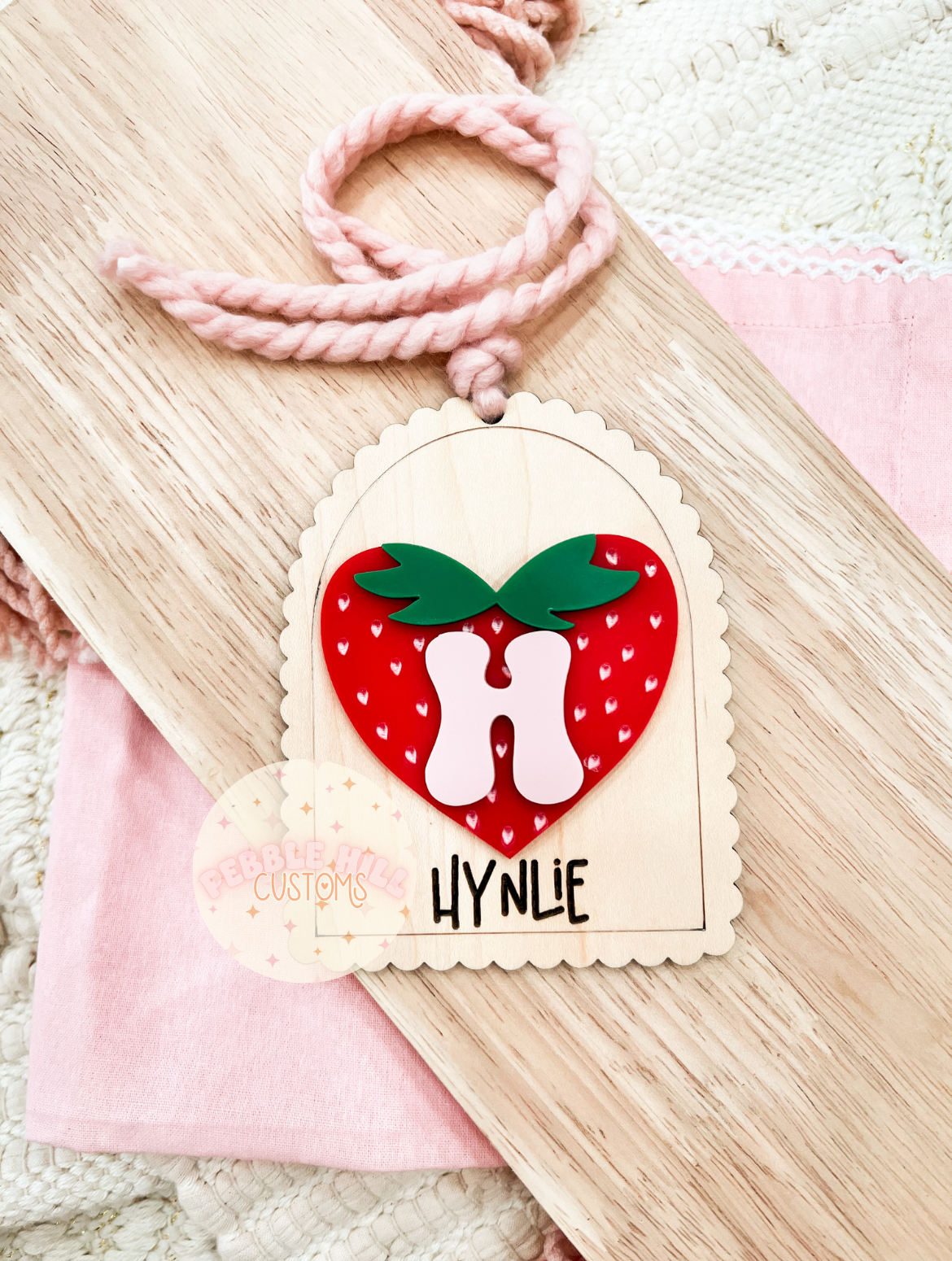 Scallop Strawberry Heart Tag