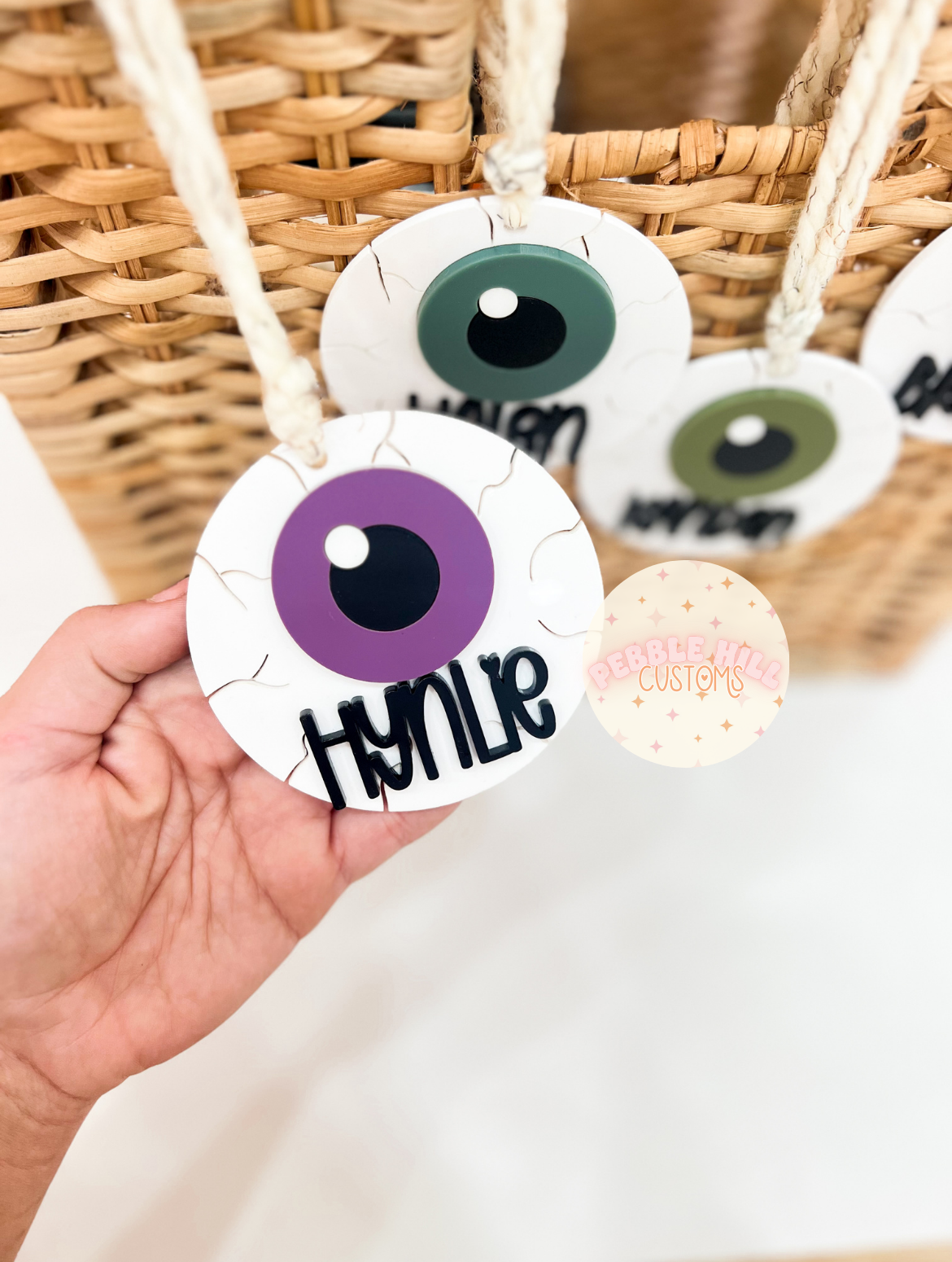Eyeball Halloween Tag