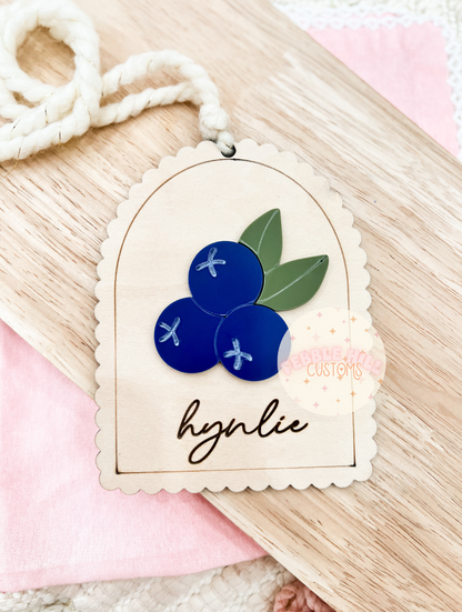 Fruit Scallop Arch Name Tags