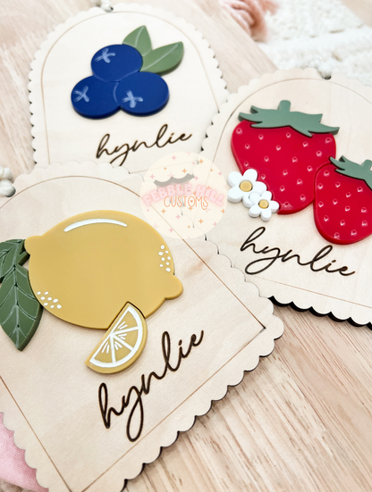 Fruit Scallop Arch Name Tags