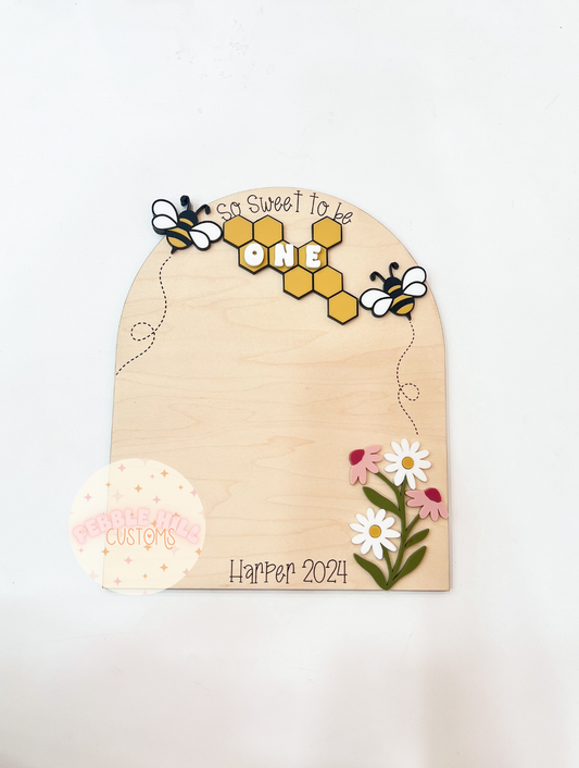 Sweet to BEE one Handprint Sign